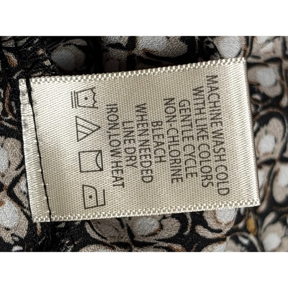 Max Studio Floral Wrap Ruffle Sleeve V Neck Blouse Top Small - Picture 11 of 11